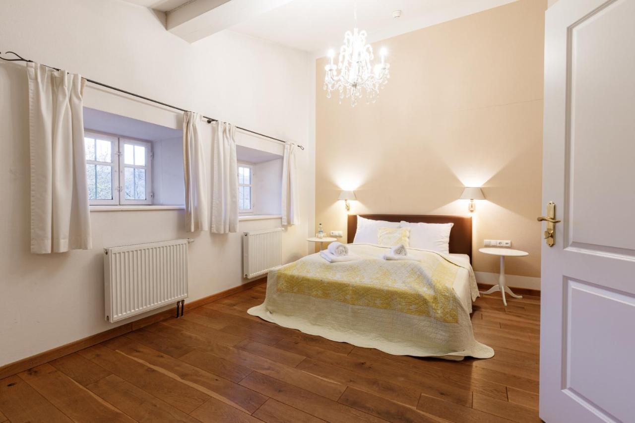 Seebacher Haus โอเบอร์เอาดอร์ฟ ภายนอก รูปภาพ
